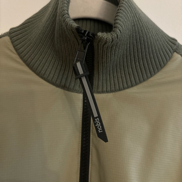 Nobis Women’s Full Zip Sweater - Hybrid Knit - Picture 3 of 3